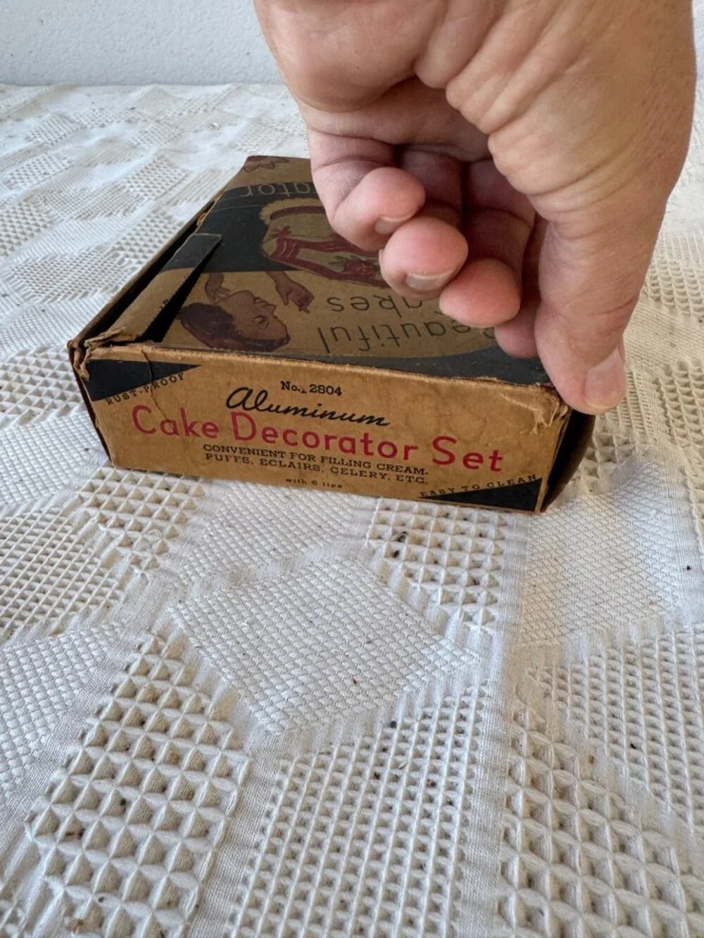 Vintage Aluminum Cake Decorator With Original Box and 6 Interchangeable Tips